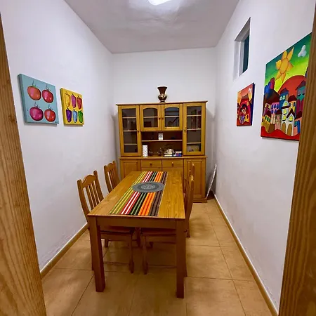 Holiday home Casa Chana Y Domingo *
